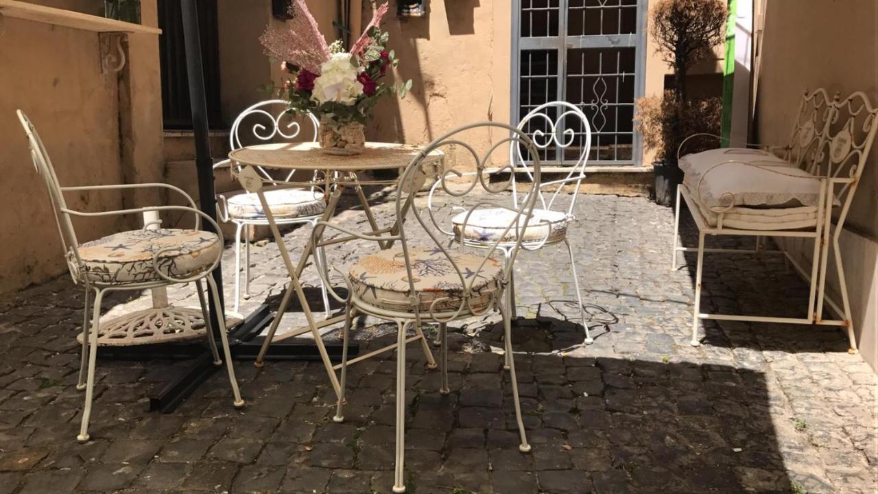 San Salvator Luxury Suites Nettuno Exterior foto