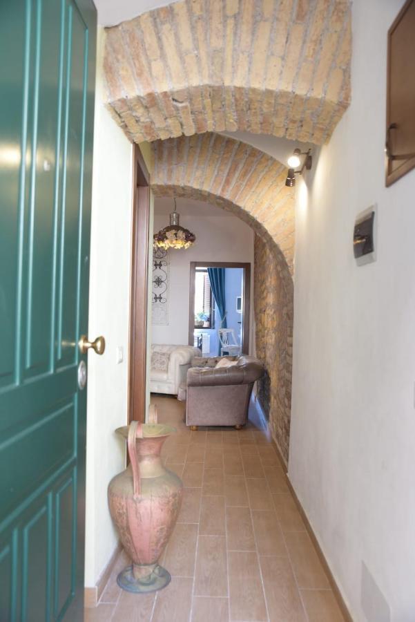 San Salvator Luxury Suites Nettuno Exterior foto
